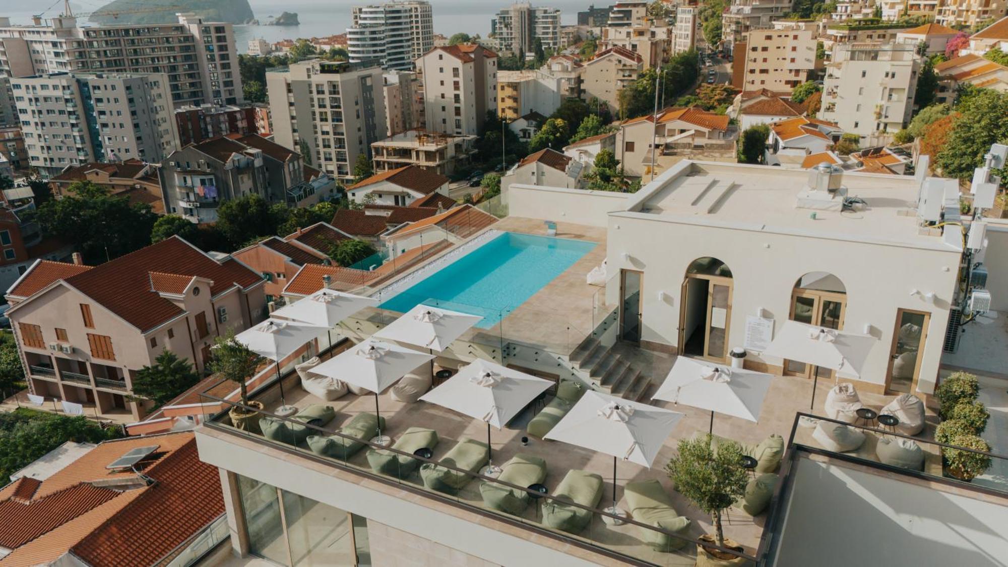 Infinity Hotel & More Будва Екстериор снимка